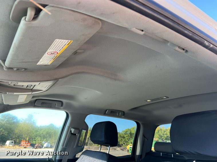 image for item NA9278 2016 GMC Sierra 3500HD Crew Cab pickup truck