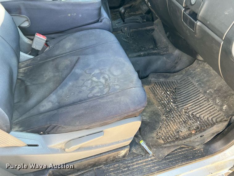 image for item NA9278 2016 GMC Sierra 3500HD Crew Cab pickup truck