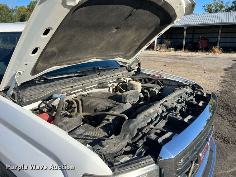 image for item NA9278 2016 GMC Sierra 3500HD Crew Cab pickup truck