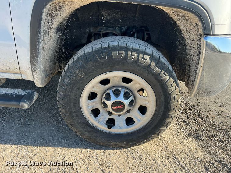 image for item NA9278 2016 GMC Sierra 3500HD Crew Cab pickup truck