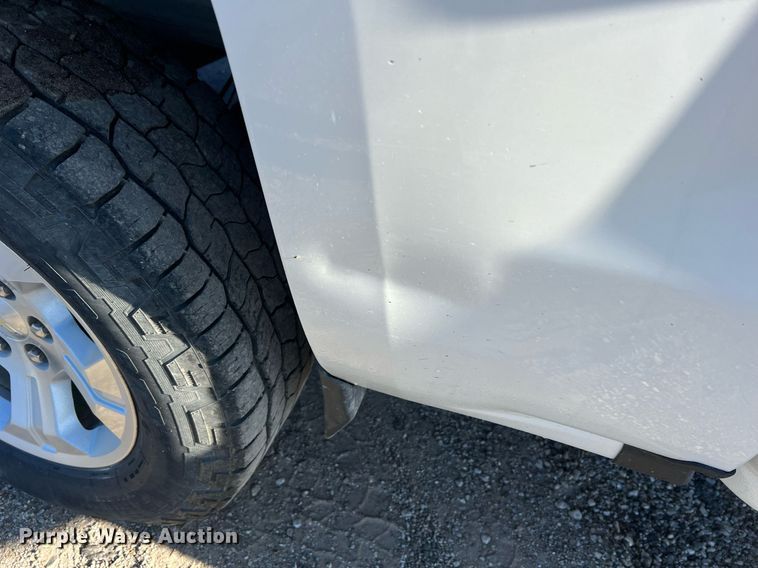 image for item NA9279 2016 Chevrolet Silverado 1500 LT Crew Cab pickup truck