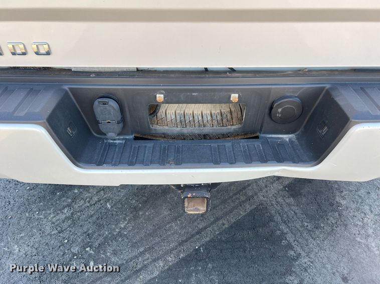 image for item NA9279 2016 Chevrolet Silverado 1500 LT Crew Cab pickup truck