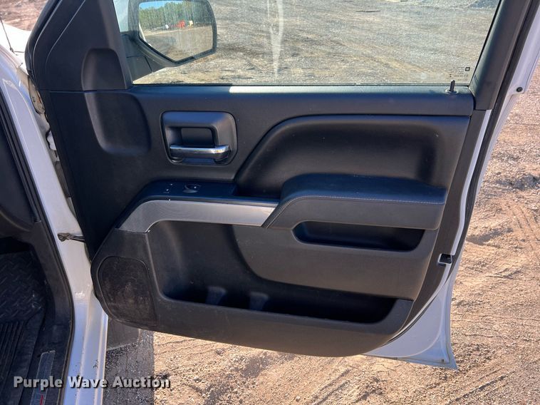 image for item NA9279 2016 Chevrolet Silverado 1500 LT Crew Cab pickup truck