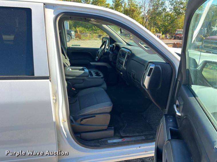 image for item NA9279 2016 Chevrolet Silverado 1500 LT Crew Cab pickup truck