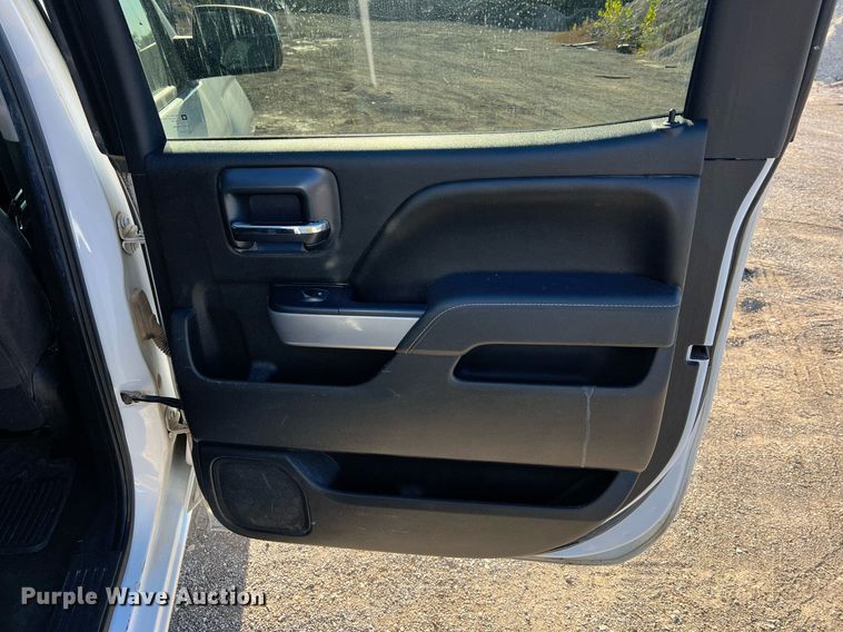 image for item NA9279 2016 Chevrolet Silverado 1500 LT Crew Cab pickup truck