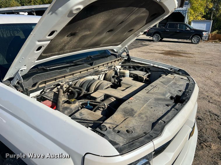 image for item NA9279 2016 Chevrolet Silverado 1500 LT Crew Cab pickup truck