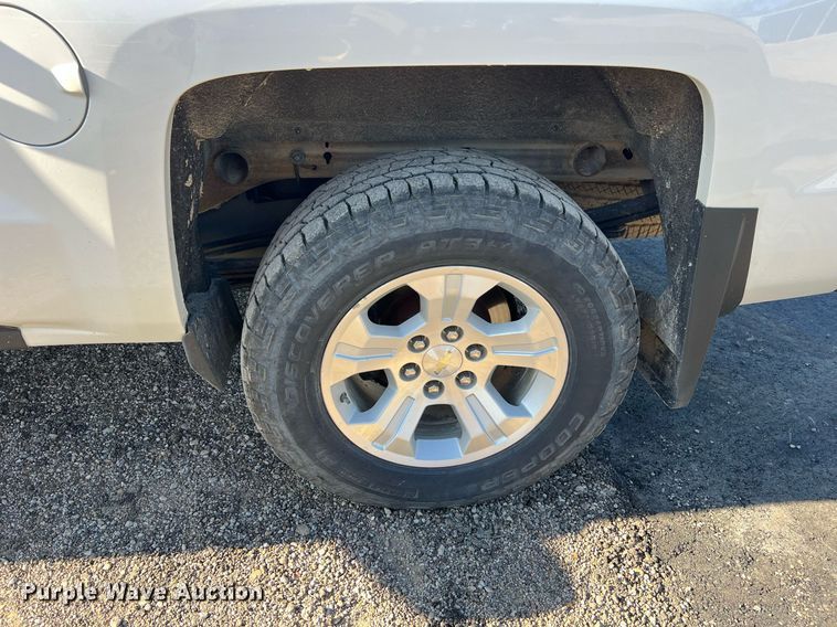 image for item NA9279 2016 Chevrolet Silverado 1500 LT Crew Cab pickup truck