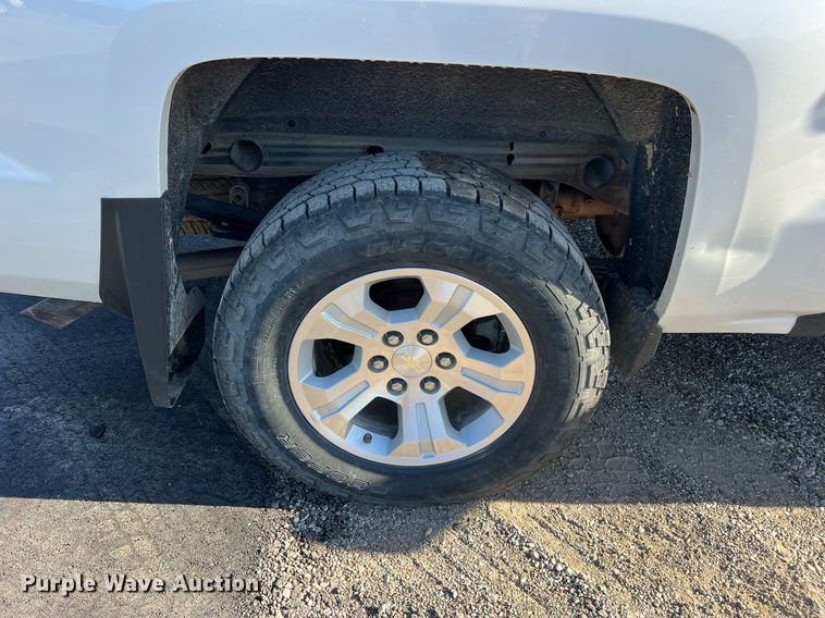 image for item NA9279 2016 Chevrolet Silverado 1500 LT Crew Cab pickup truck