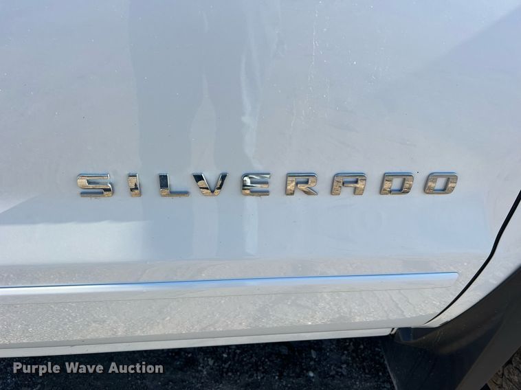 image for item NA9279 2016 Chevrolet Silverado 1500 LT Crew Cab pickup truck