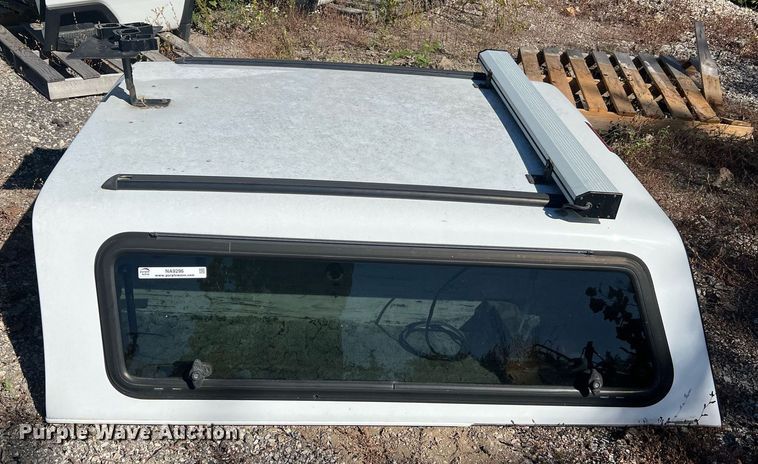 image for item NA9296 Camper shell