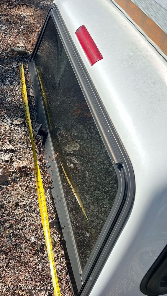 image for item NA9296 Camper shell