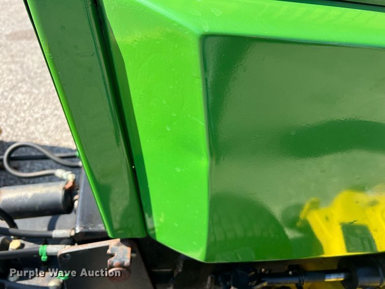 image for item NI9034 John Deere 318  lawn mower