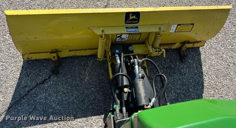 image for item NI9034 John Deere 318  lawn mower