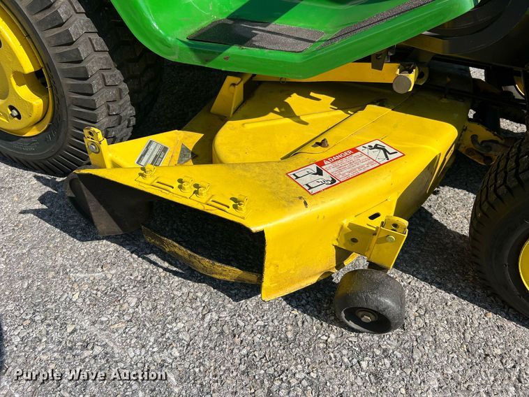 image for item NI9034 John Deere 318  lawn mower