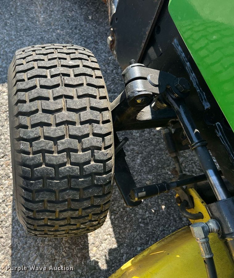 image for item NI9034 John Deere 318  lawn mower