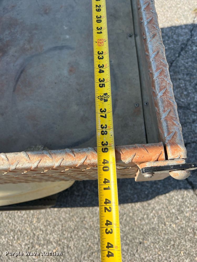 image for item NI9035 Club Car  golf cart