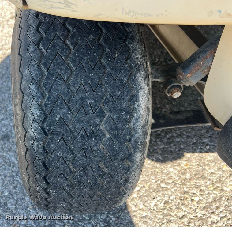 image for item NI9035 Club Car  golf cart