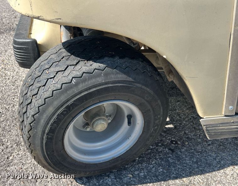 image for item NI9036 golf cart