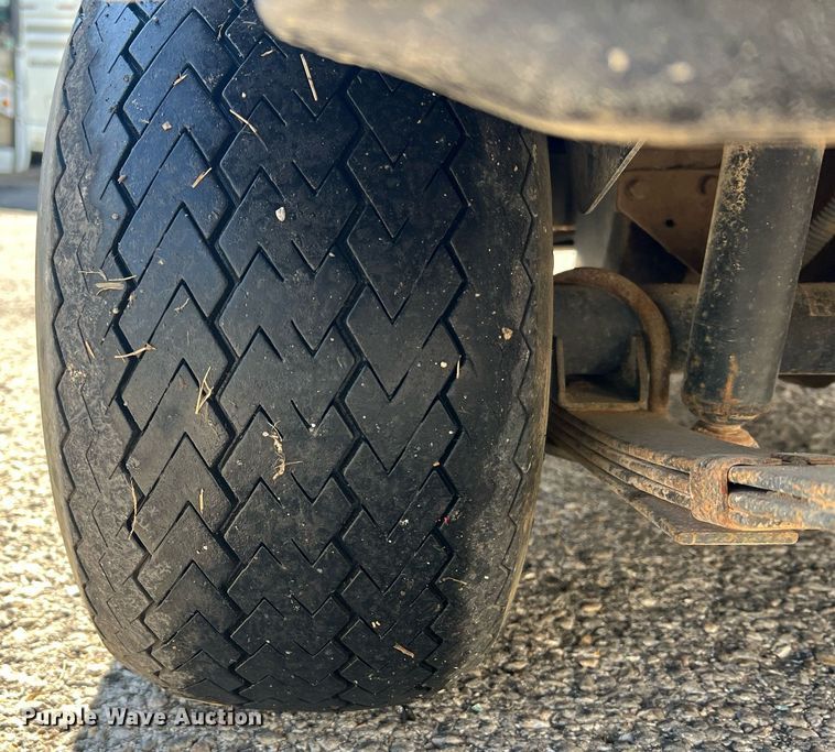 image for item NI9036 golf cart