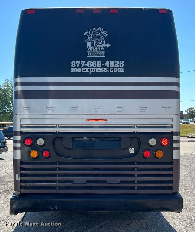 image for item NI9037 2003 Prevost  coach bus