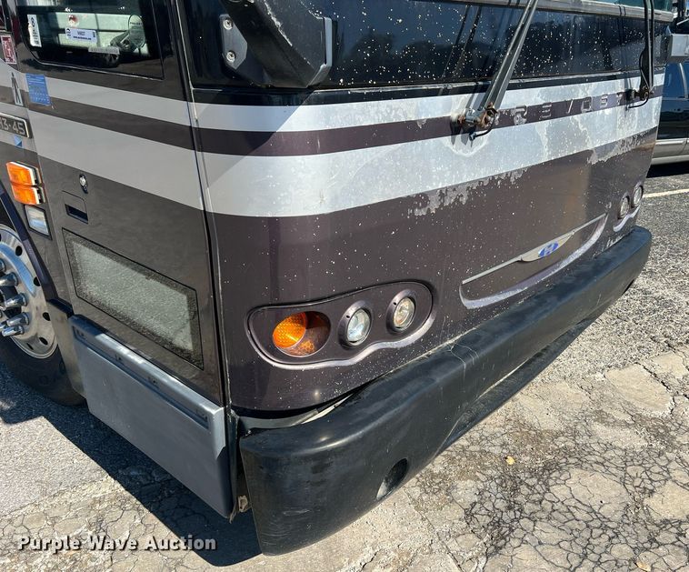 image for item NI9037 2003 Prevost  coach bus