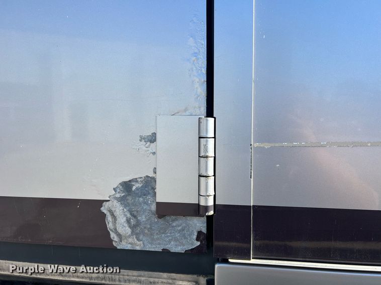 image for item NI9037 2003 Prevost  coach bus