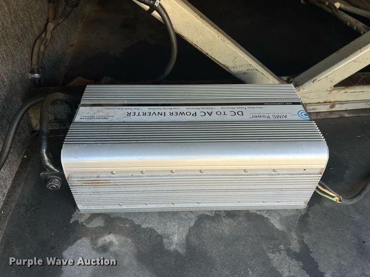 image for item NI9037 2003 Prevost  coach bus