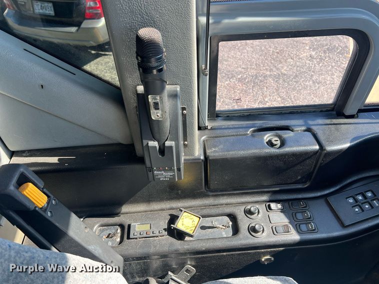 image for item NI9037 2003 Prevost  coach bus