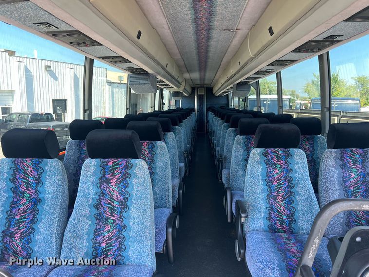 image for item NI9037 2003 Prevost  coach bus