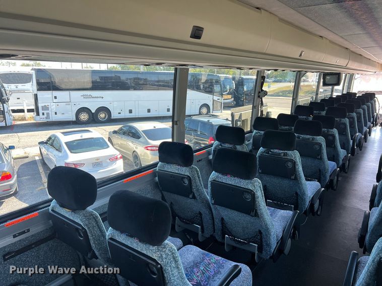 image for item NI9037 2003 Prevost  coach bus