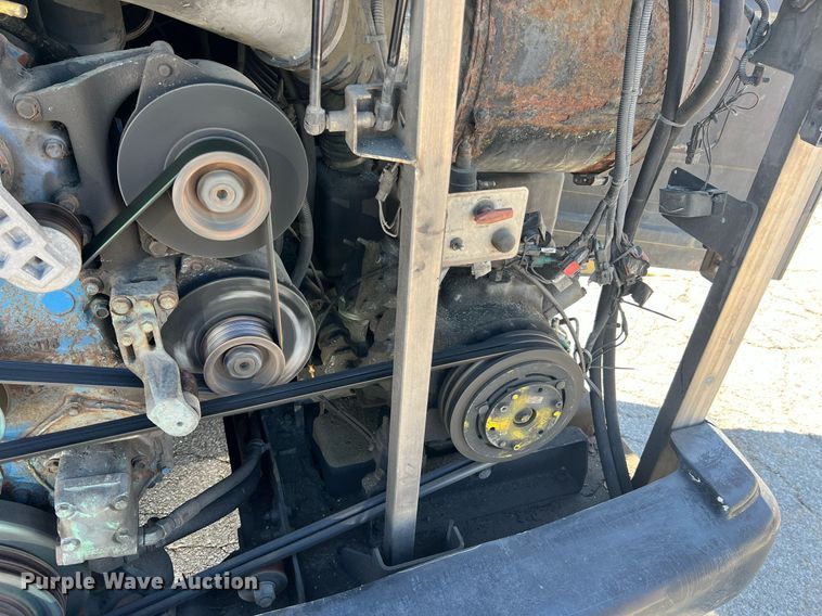 image for item NI9037 2003 Prevost  coach bus