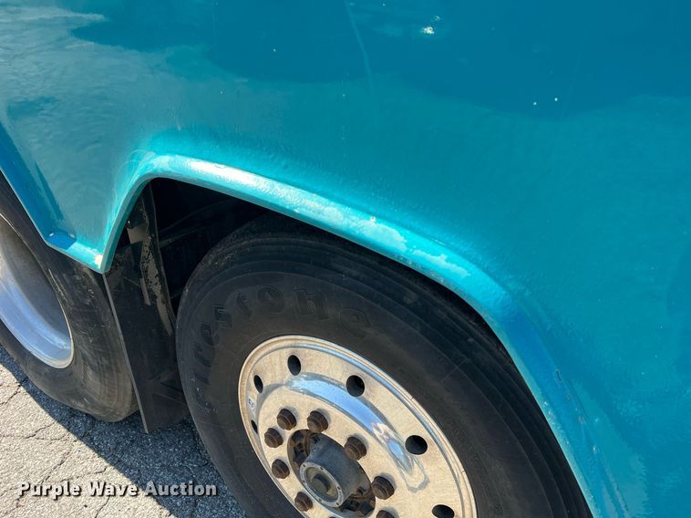 image for item NI9038 1998 Prevost  coach bus