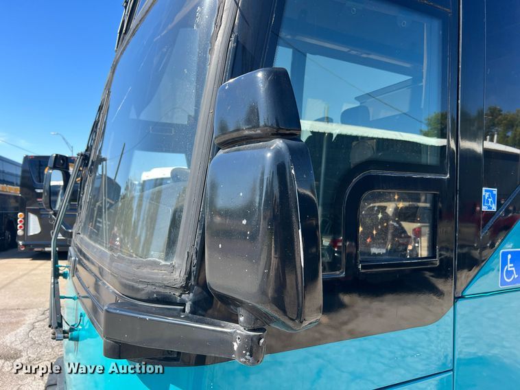 image for item NI9038 1998 Prevost  coach bus