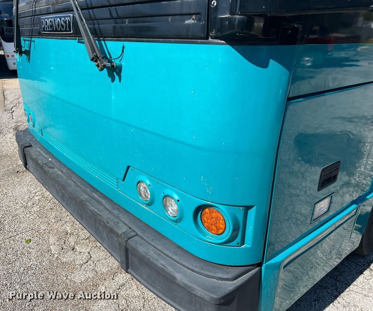 image for item NI9038 1998 Prevost  coach bus