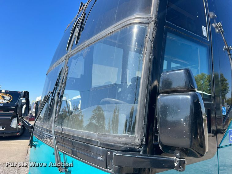 image for item NI9038 1998 Prevost  coach bus