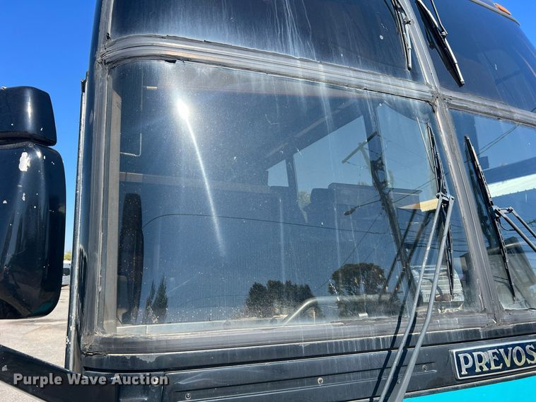 image for item NI9038 1998 Prevost  coach bus