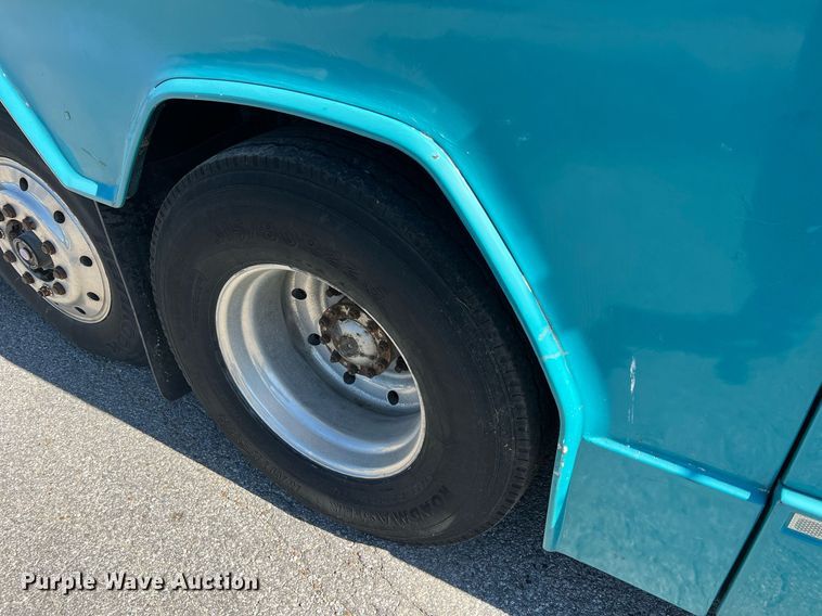 image for item NI9038 1998 Prevost  coach bus