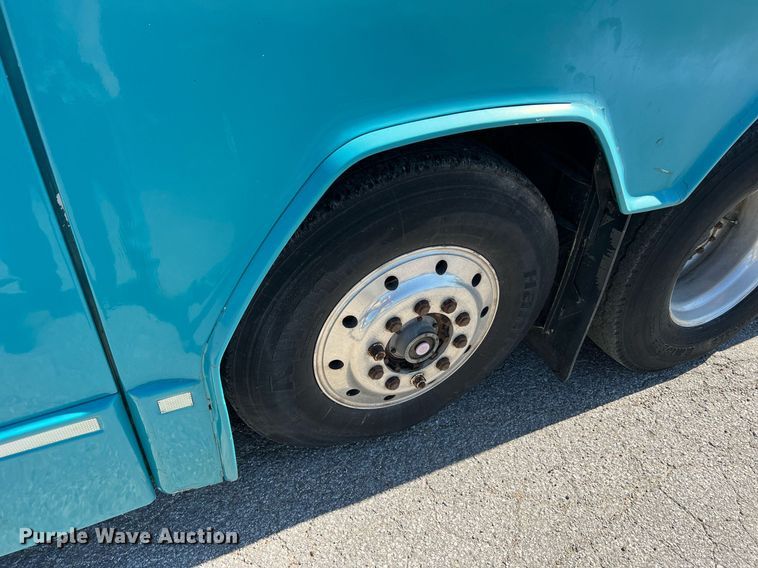 image for item NI9038 1998 Prevost  coach bus