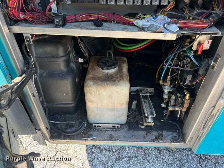 image for item NI9038 1998 Prevost  coach bus