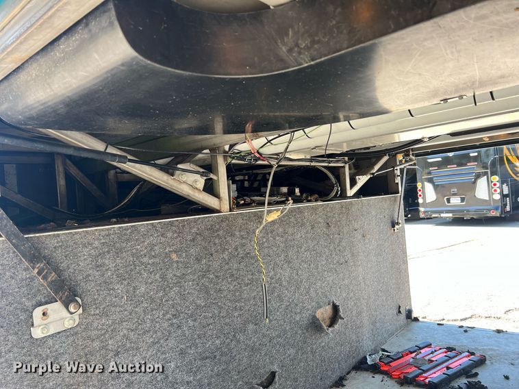 image for item NI9038 1998 Prevost  coach bus