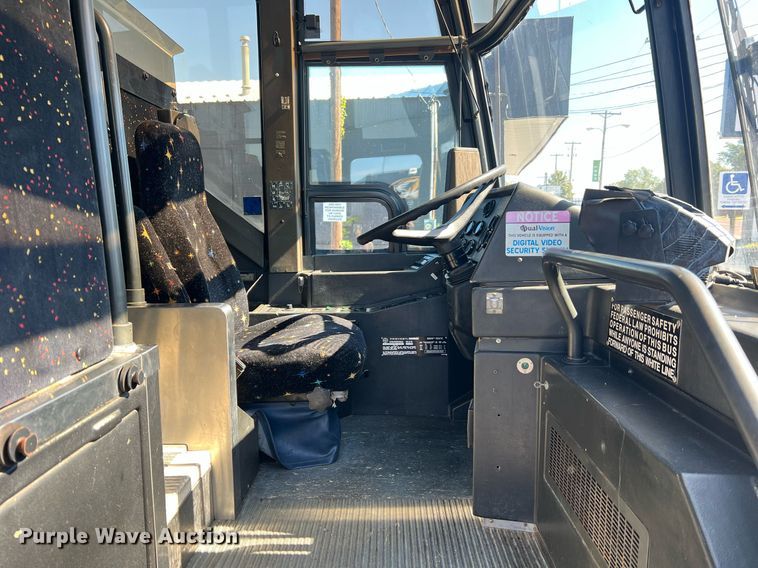 image for item NI9038 1998 Prevost  coach bus