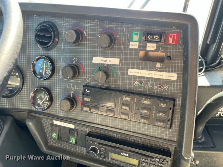 image for item NI9038 1998 Prevost  coach bus