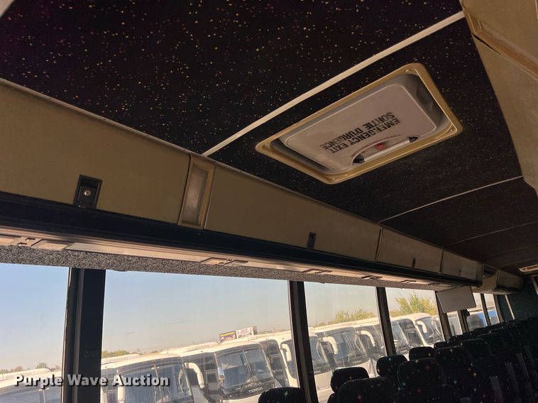 image for item NI9038 1998 Prevost  coach bus