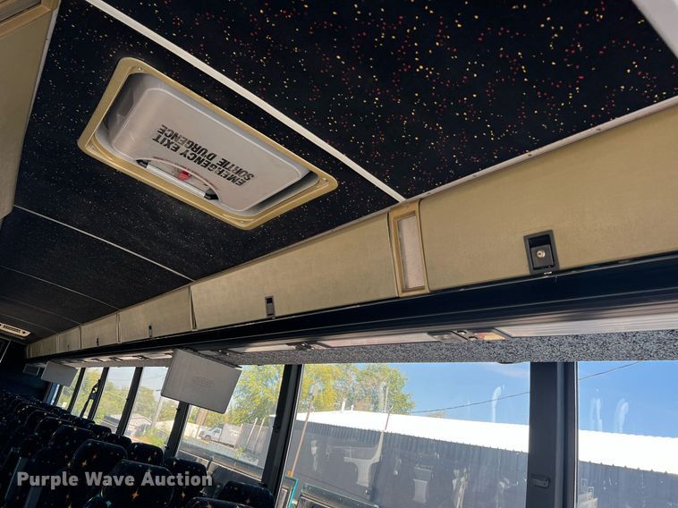 image for item NI9038 1998 Prevost  coach bus