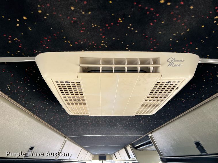 image for item NI9038 1998 Prevost  coach bus