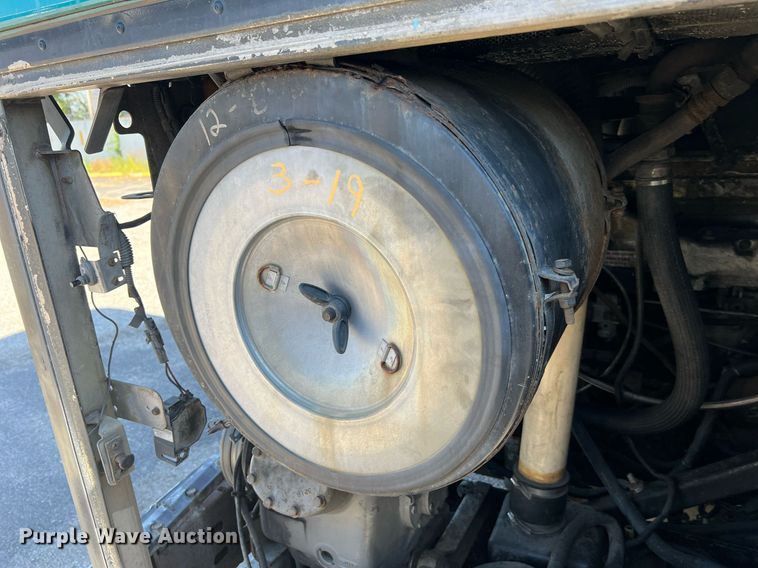 image for item NI9038 1998 Prevost  coach bus