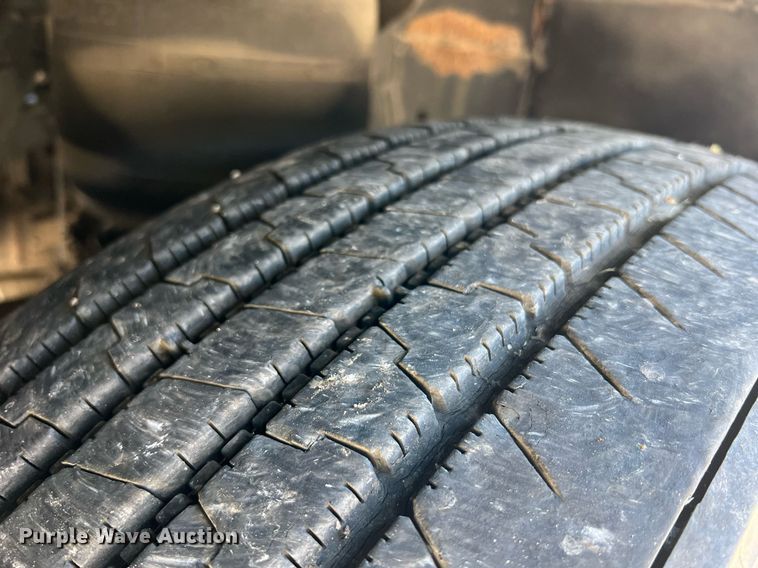 image for item NI9038 1998 Prevost  coach bus