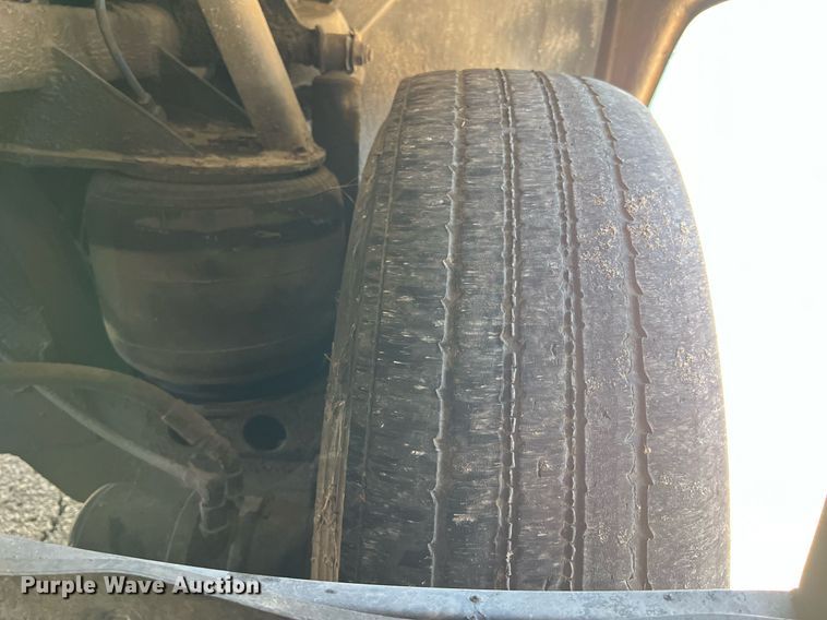 image for item NI9038 1998 Prevost  coach bus