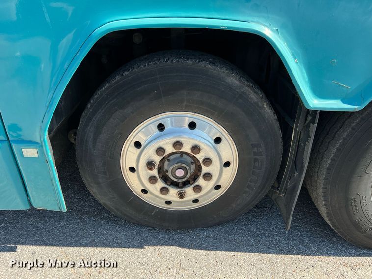 image for item NI9038 1998 Prevost  coach bus