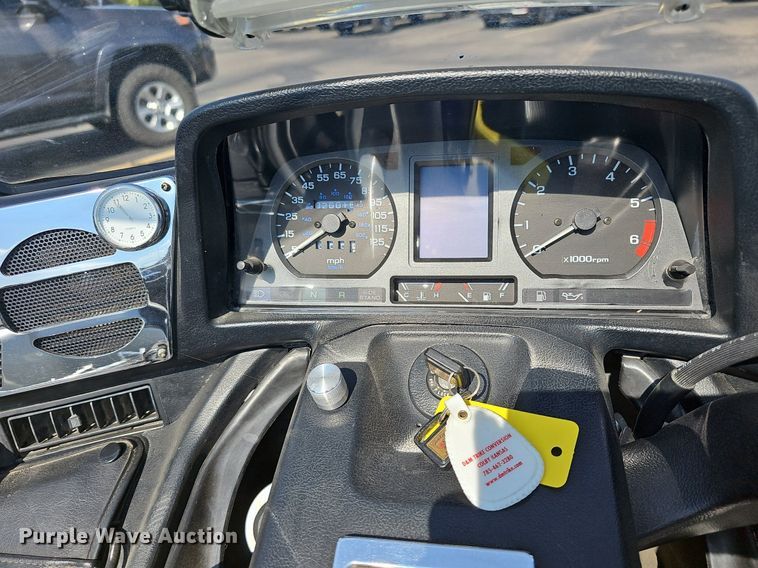 image for item NJ9842 1997 Honda Gold Wing Aspencade  motorcycle